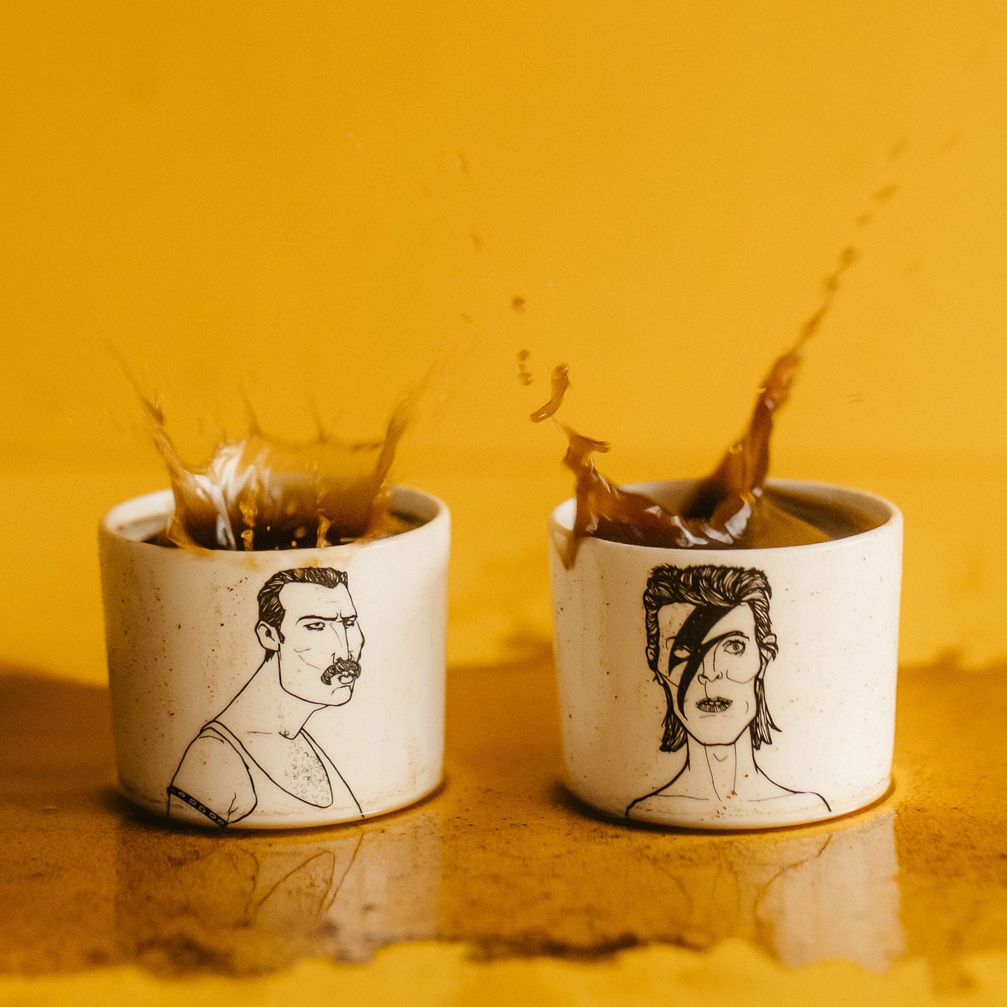 Freddie Mercury & David Bowie (2er Espressotassen-Set)