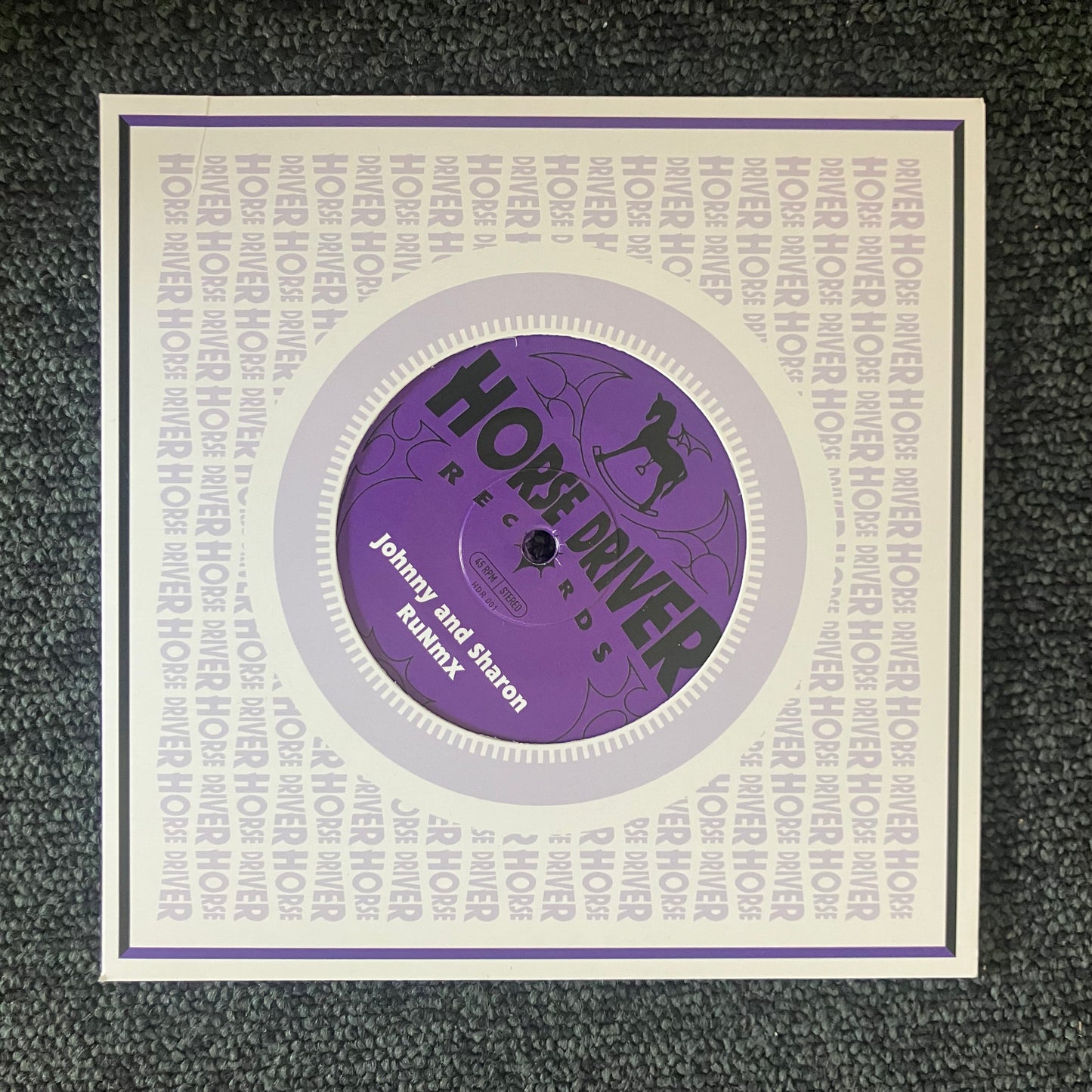 RuNmX - Stealin' the Smoke / Johnny and Sharon (lila 7inch single)