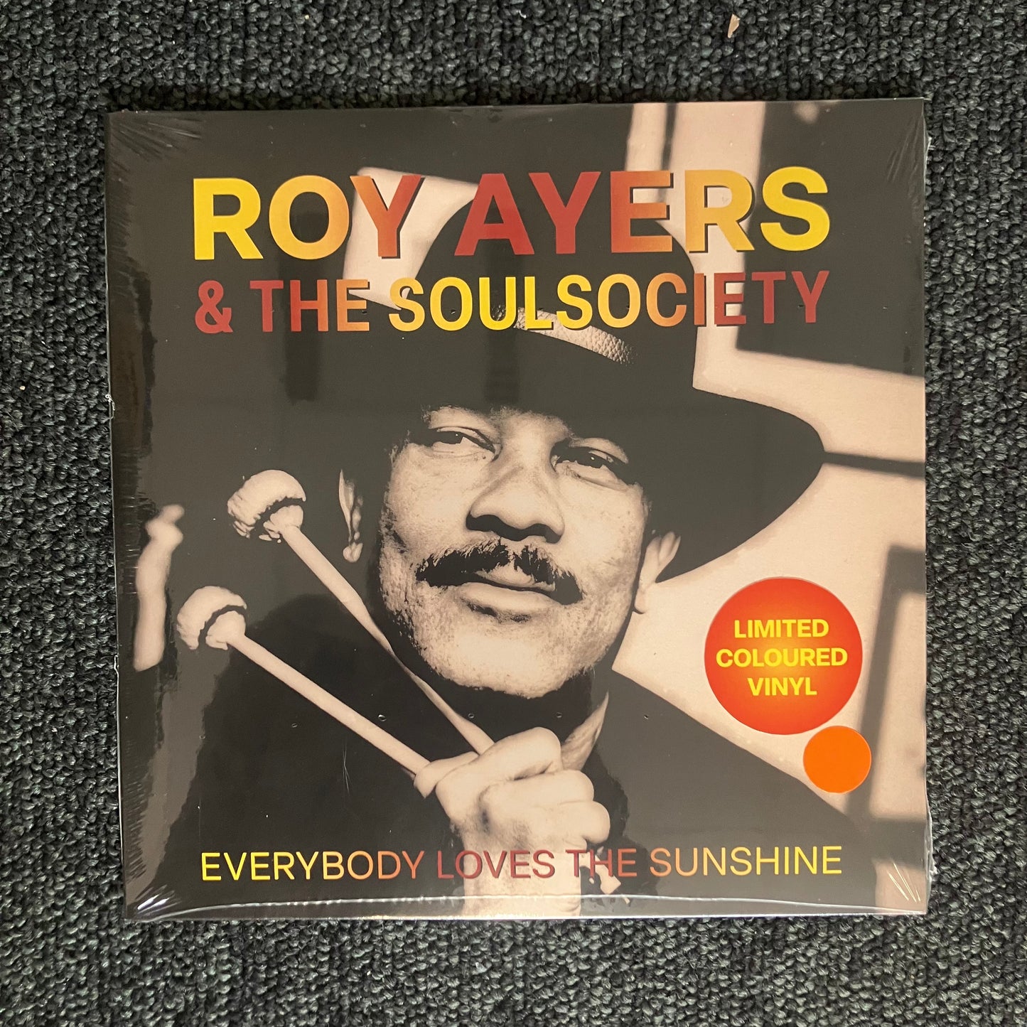 Roy Ayers & The Soulsociety - Everybody Loves The Sunshine (ltd. col. 7inch single)