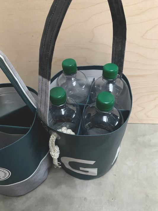 KGB Weinflaschen-Tasche (aus recyceltem Bauzaunbanner)